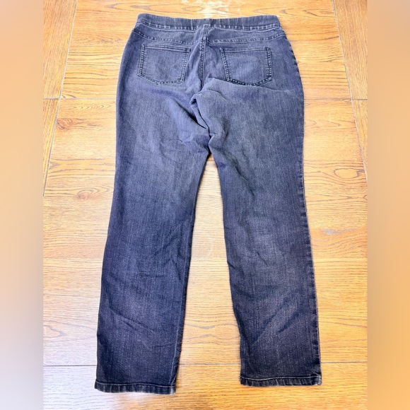 Chico's Dark Black Women's Jeans - Picture 2 of 3